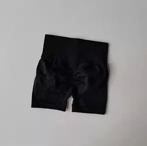 Short de Sport Femme – Taille Haute, Effet Push-Up & Séchage Rapide