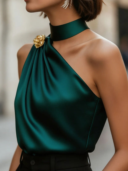 Chemisier chic asymétrique en satin