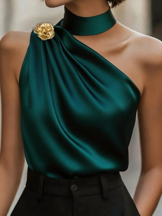 Chemisier chic asymétrique en satin