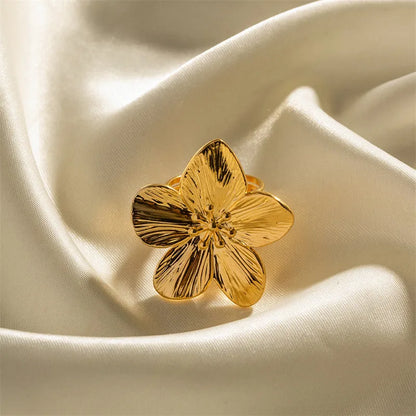 Bague à fleurs