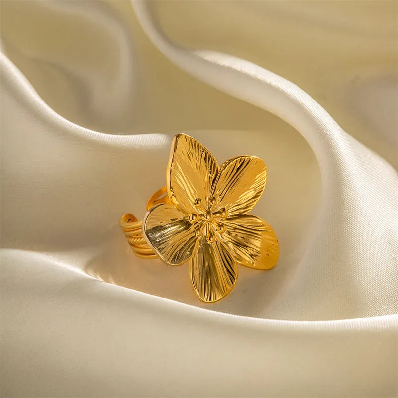 Bague à fleurs