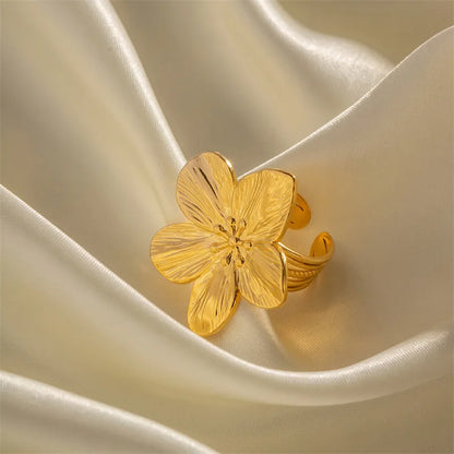 Bague à fleurs