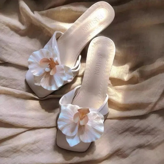 Sandales fleurs
