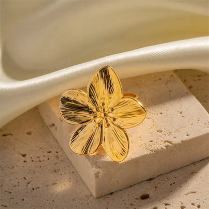 Bague à fleurs