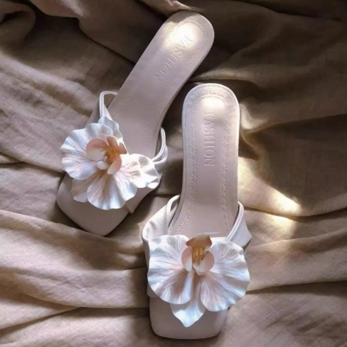 Sandales fleurs